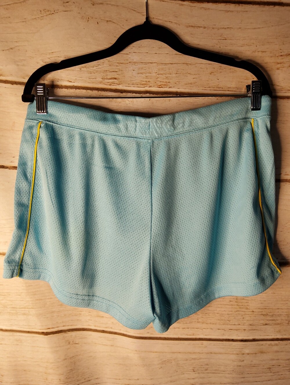 No Boundaries Light Blue Athletic Mesh Shorts with Yellow Trim - Picture 2 of 7